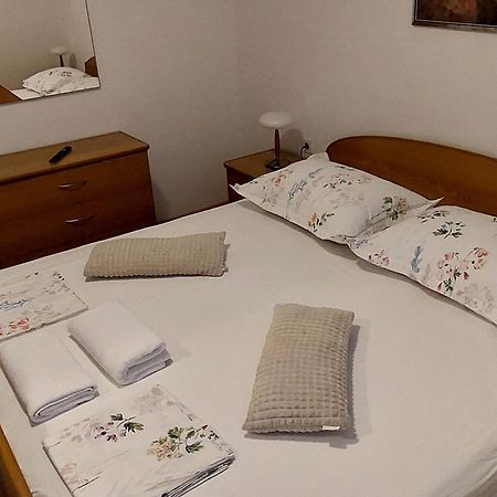 Apartmani Sonja Макарска Экстерьер фото