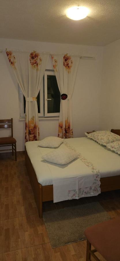 Apartmani Sonja Макарска Экстерьер фото