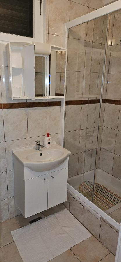 Apartmani Sonja Макарска Экстерьер фото