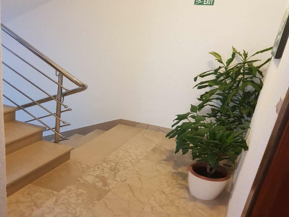 Apartmani Sonja Макарска Экстерьер фото